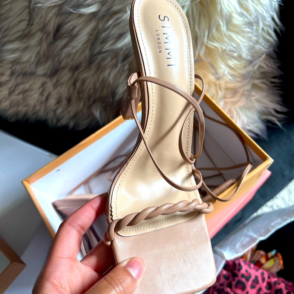 Simmi shoes. Brown/nude heels W8